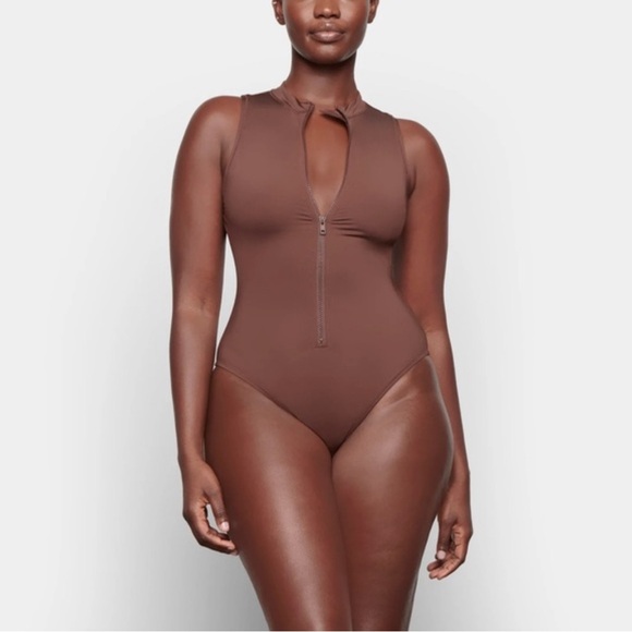 Skims recycled swim sleeveless one-piece cocoa xs - Picture 2 of 12